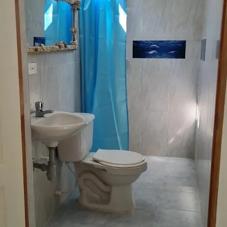 El Refugio Del Tiburón Pensión
