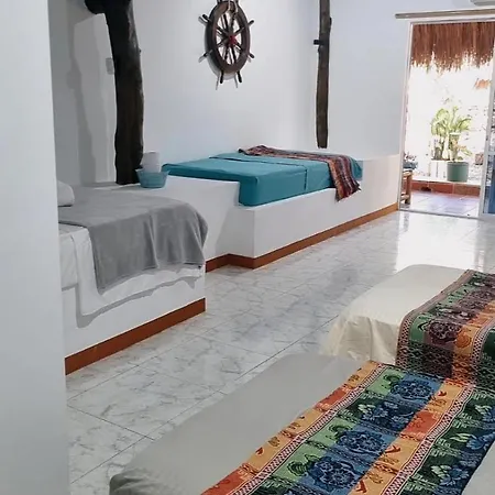El Refugio Del Tiburón Pensión *