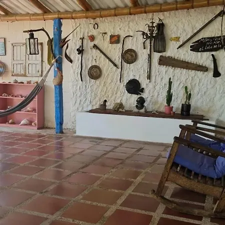 El Refugio Del Tiburon *